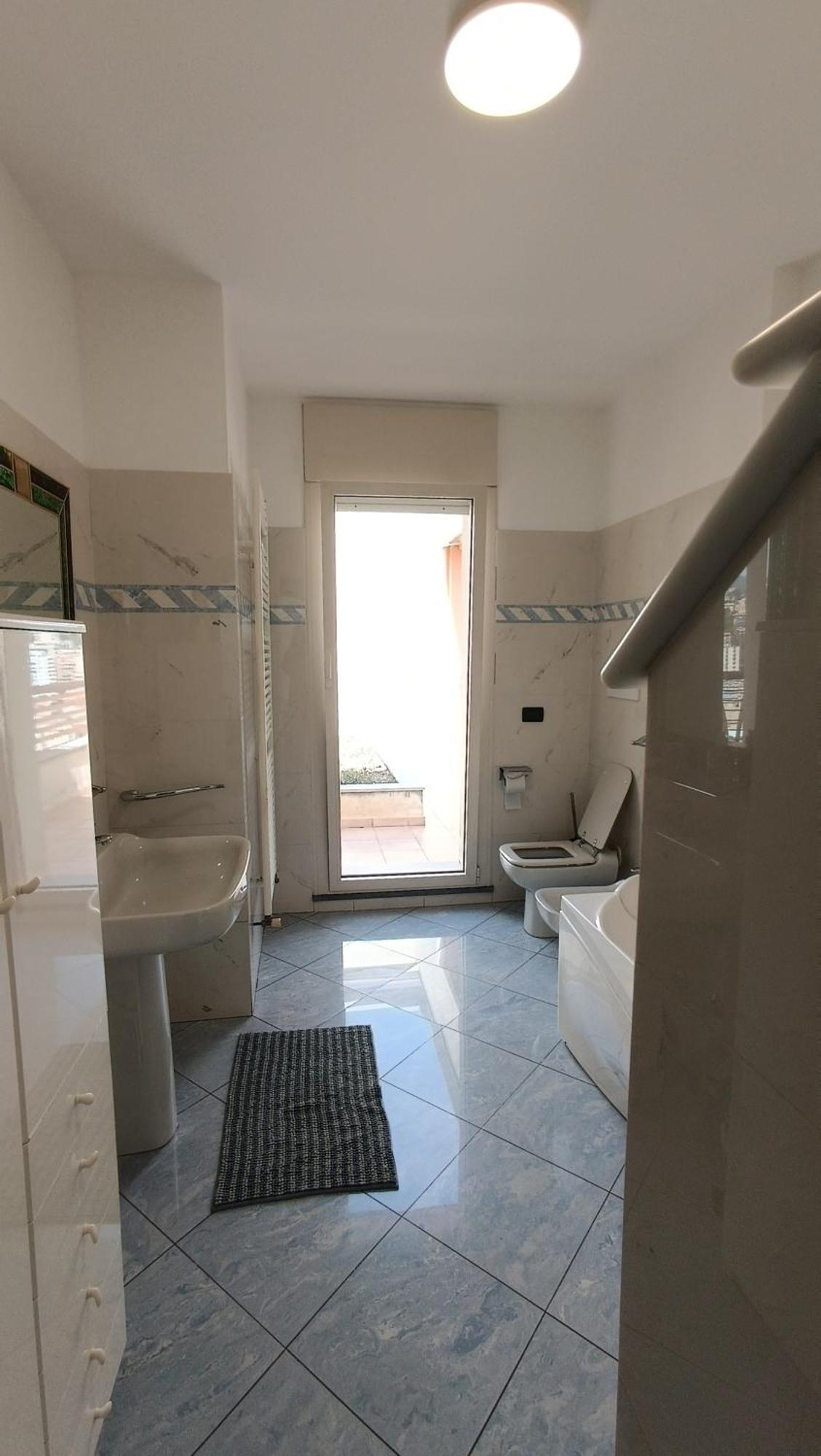 Attico Con Vista Su Genova Apartment Ngoại thất bức ảnh
